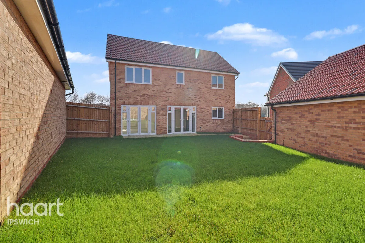 Pinewood Grange, Ipswich, IP14, photo 25