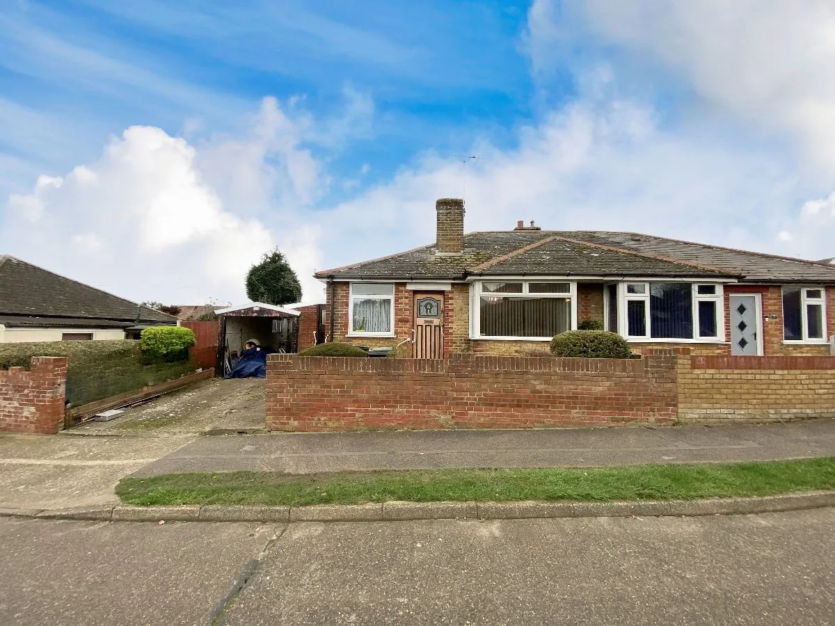 2 bed house for sale — Winifred Avenue, Ramsgate, Kent, CT12 6AT
