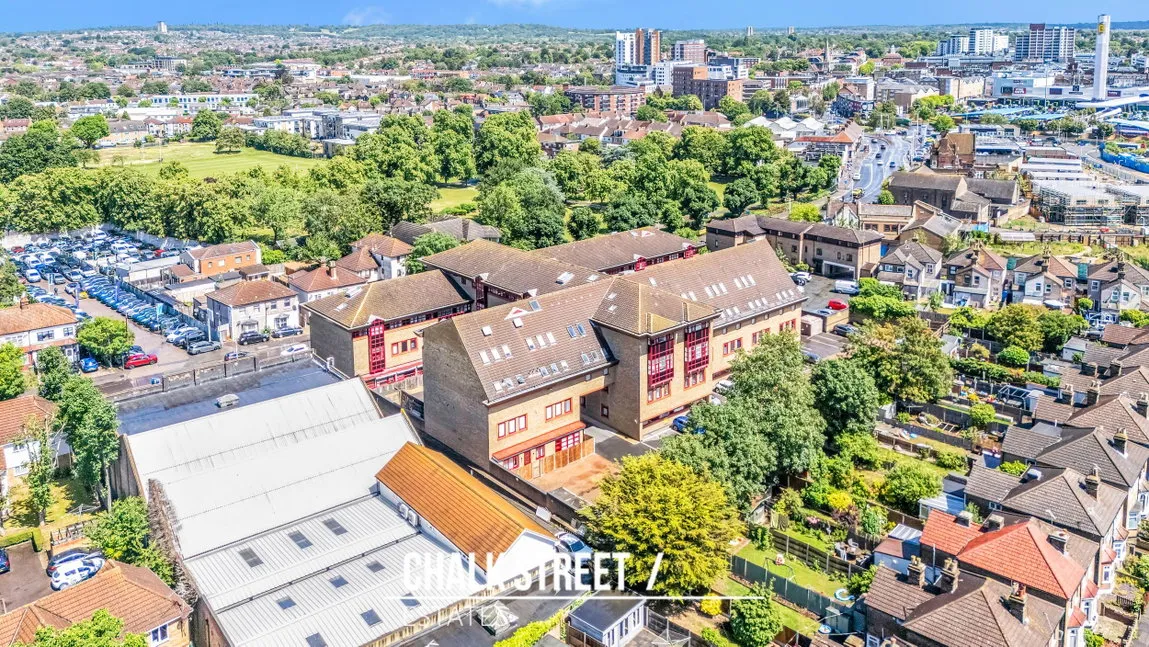 London Road, Romford, RM7, photo 12