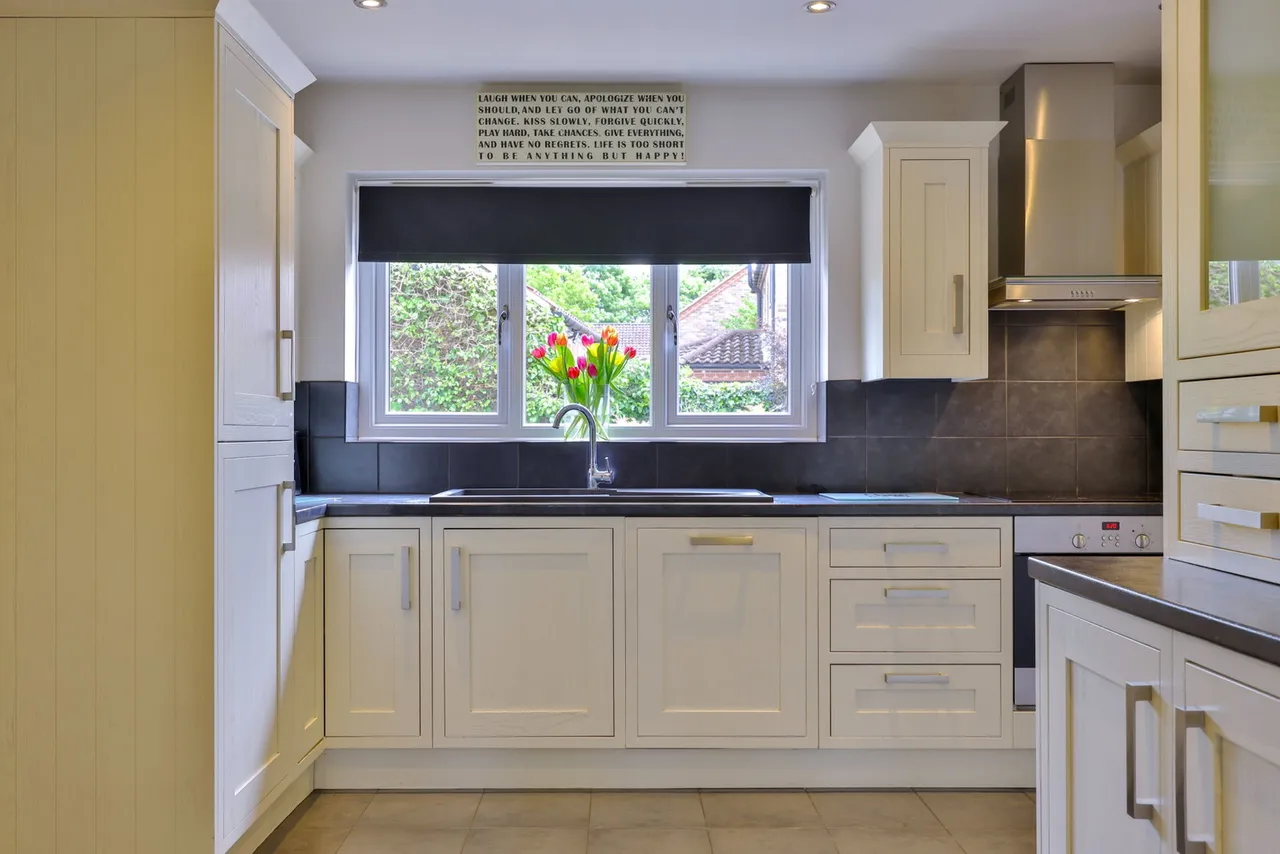 Roman Close, Hayton, photo 11