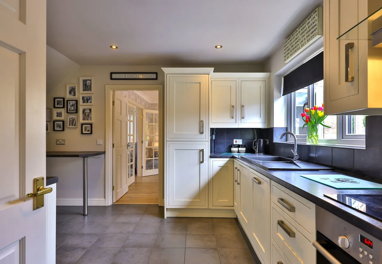 Roman Close, Hayton, photo 2