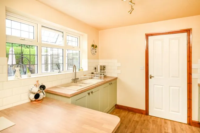 Laburnum Close, South Normanton, DE55, photo 9