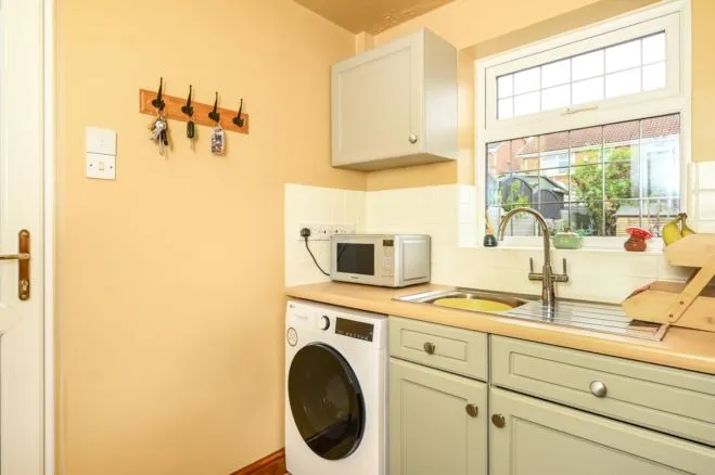 Laburnum Close, South Normanton, DE55, photo 13