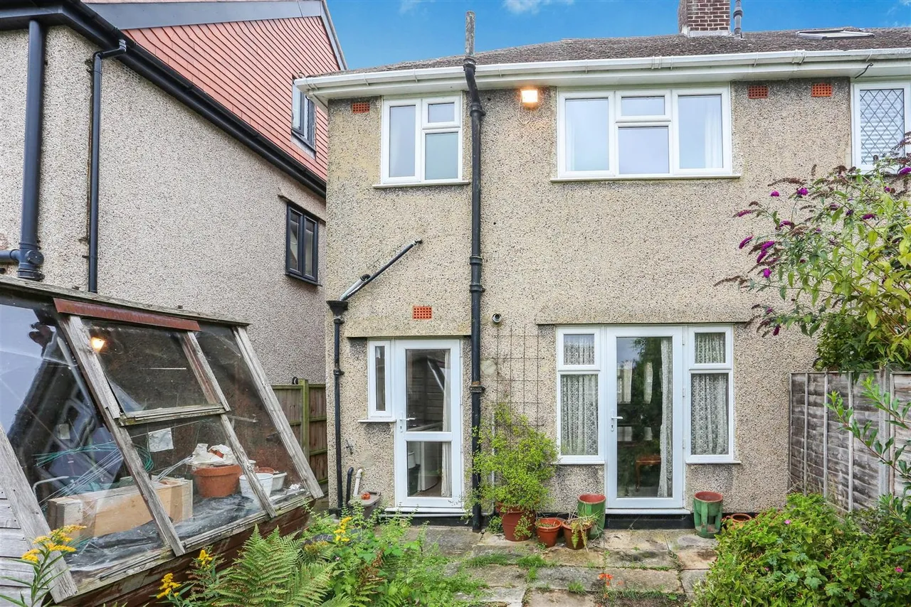 Barrington Road, Sutton, SM3 9PR, photo 9