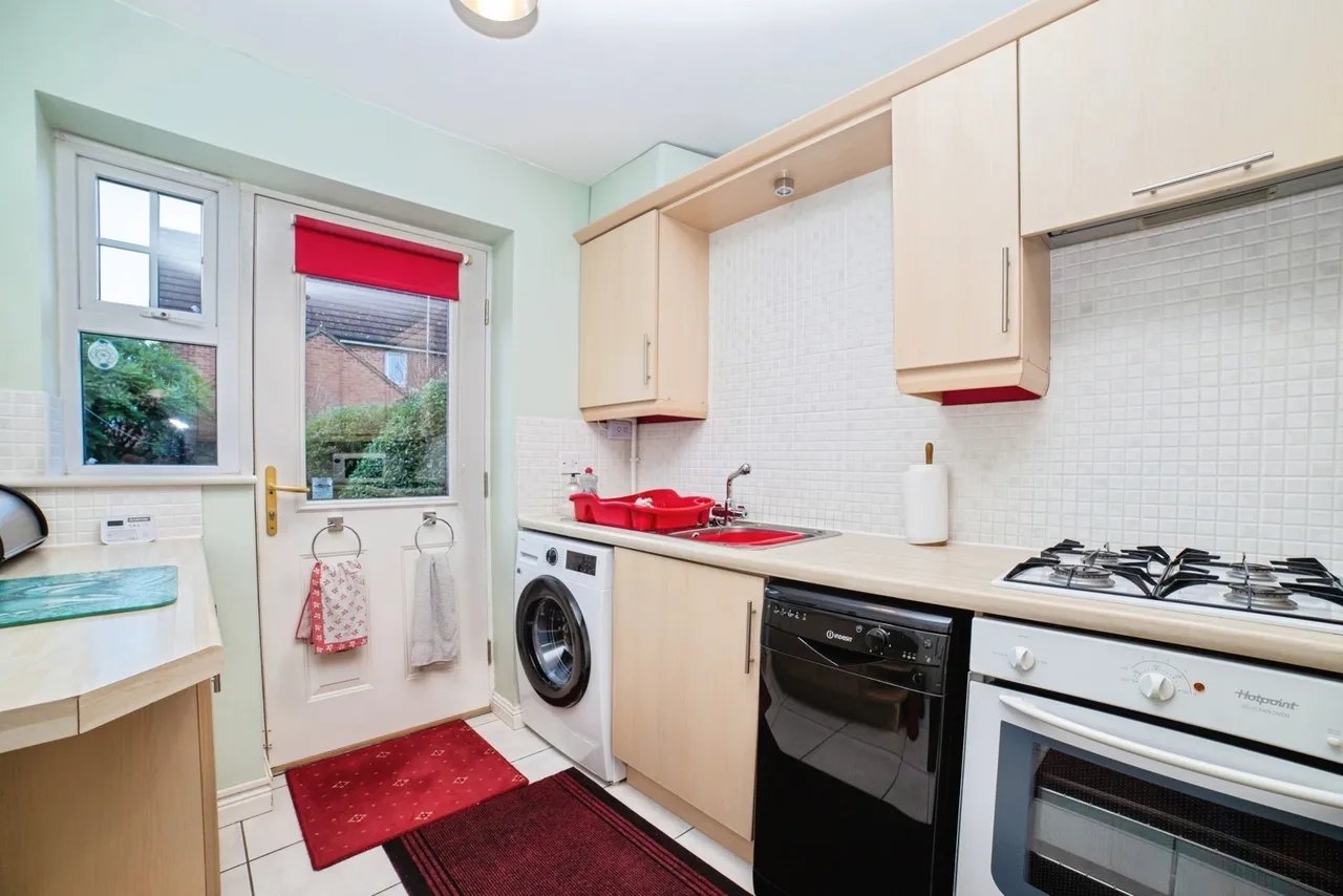 Fisher Close, Sutton-in-Ashfield, NG17, photo 9