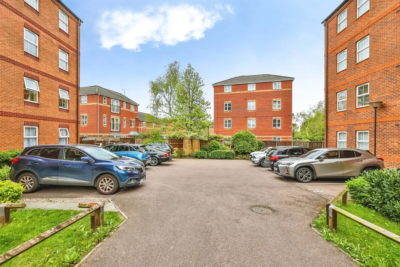 Bodill Gardens, Hucknall, NG15, photo 15