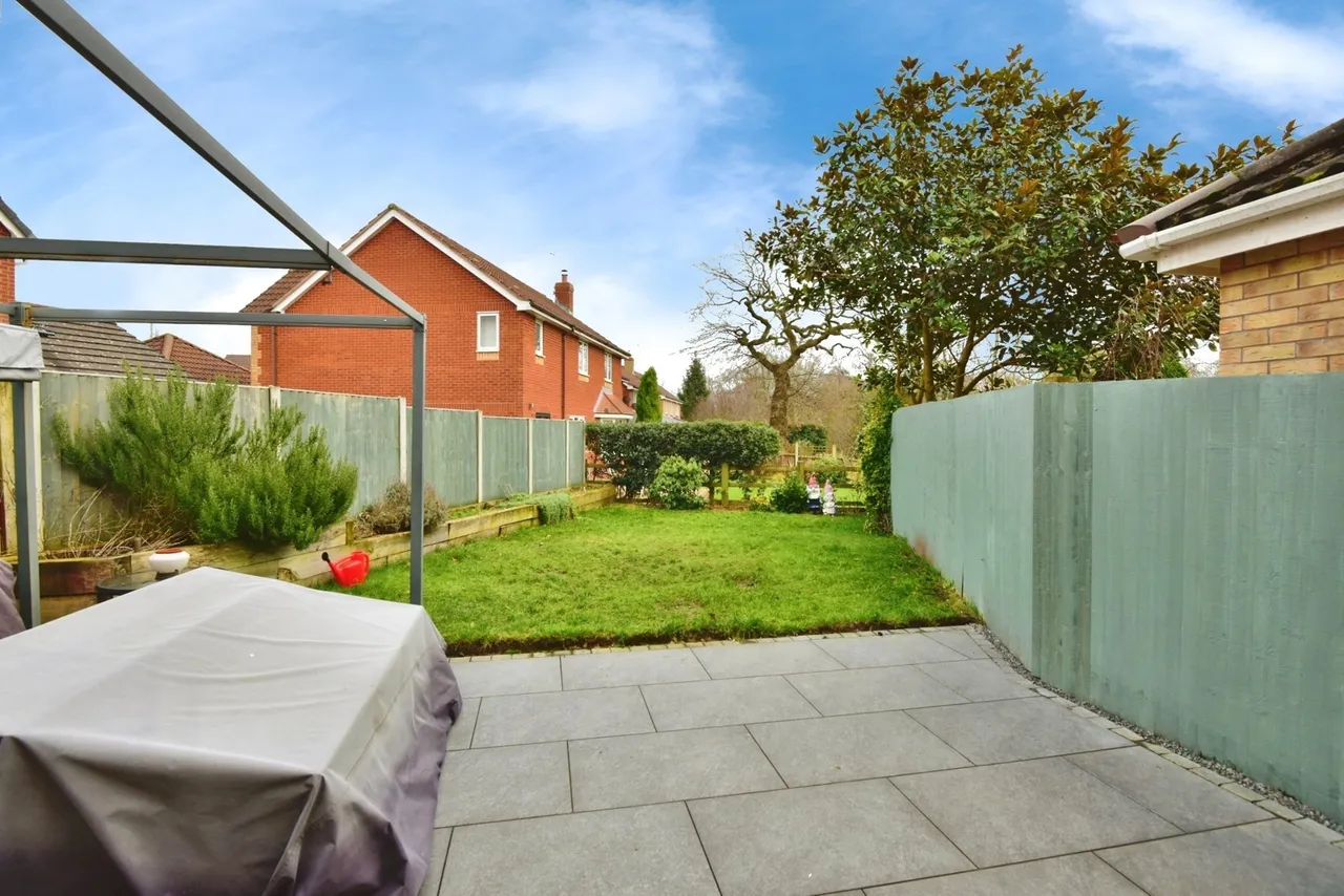 Goldfinch Drive, Alsager, Stoke-on-Trent, Cheshire, ST7, photo 17