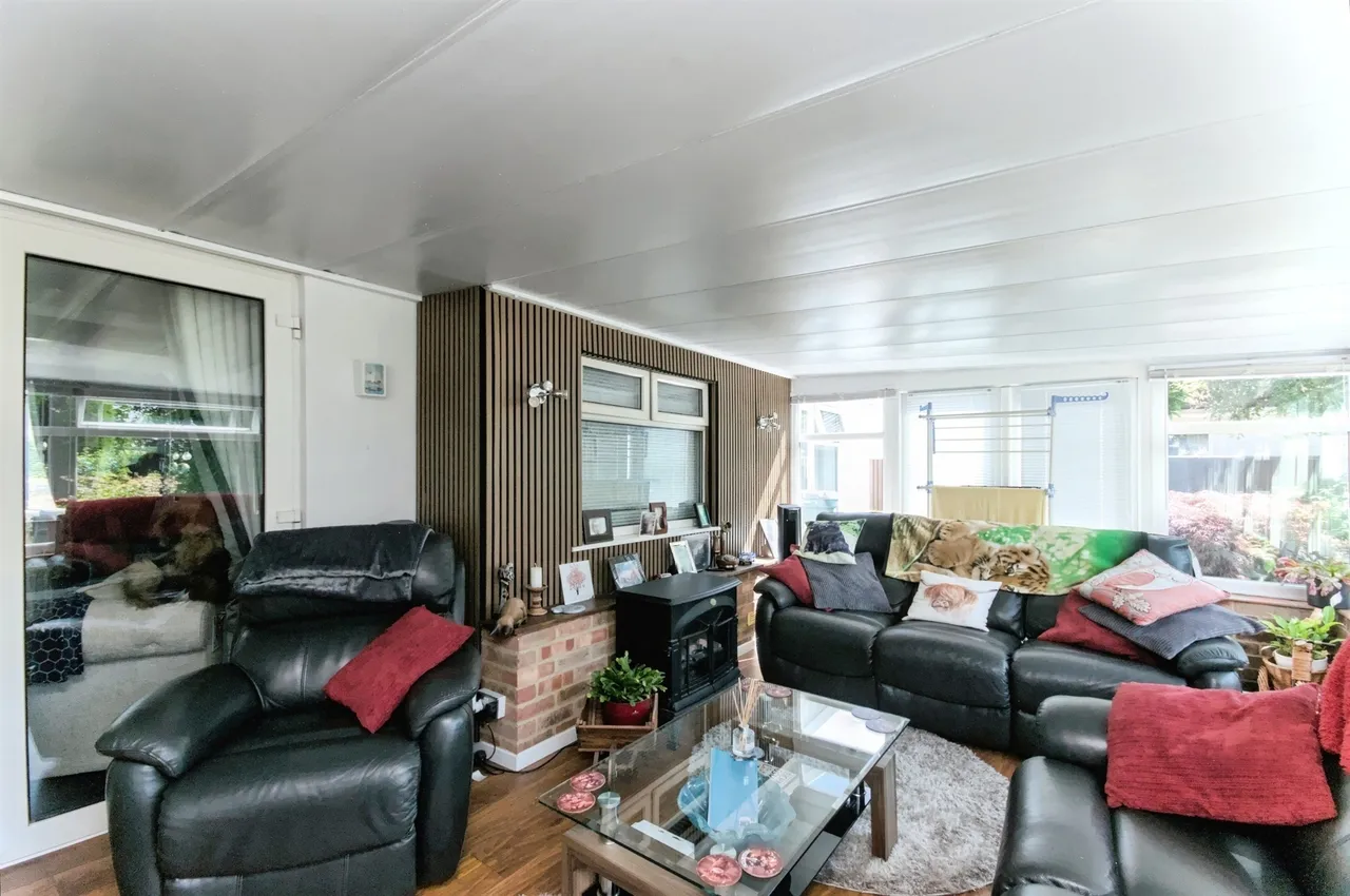 Thorne Crescent, Bexhill-On-Sea, photo 10