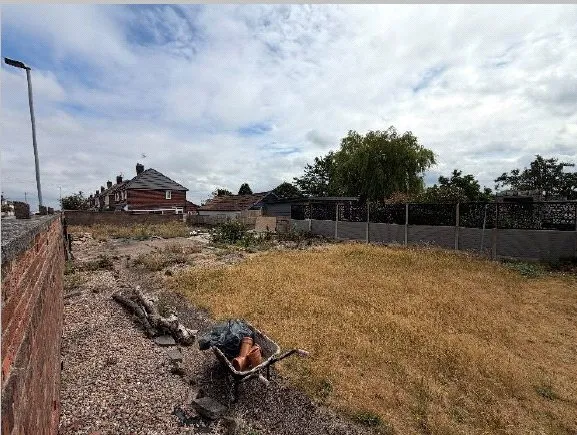 Brick Kiln Lane, Mansfield, Nottinghamshire, NG18, photo 2