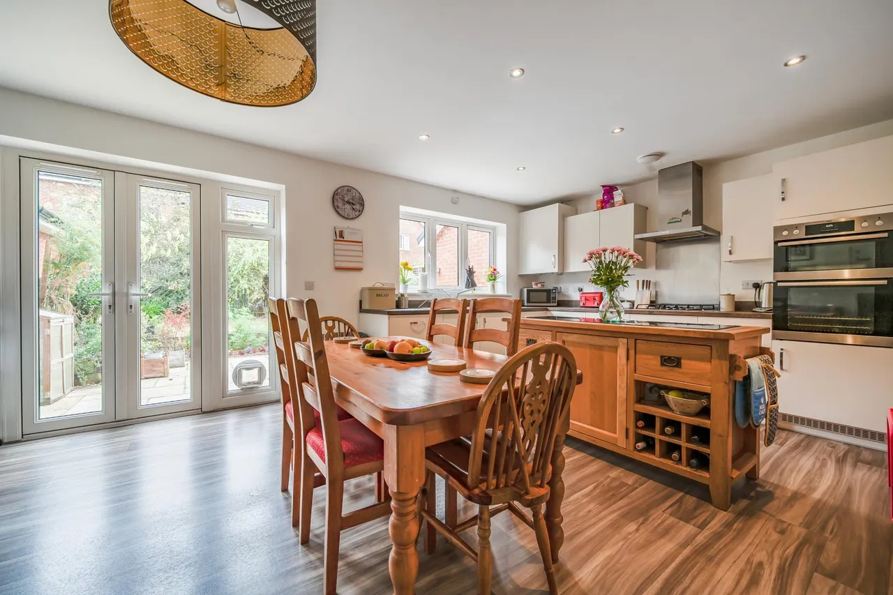 Blue Hut Way, Basingstoke, RG23, photo 6