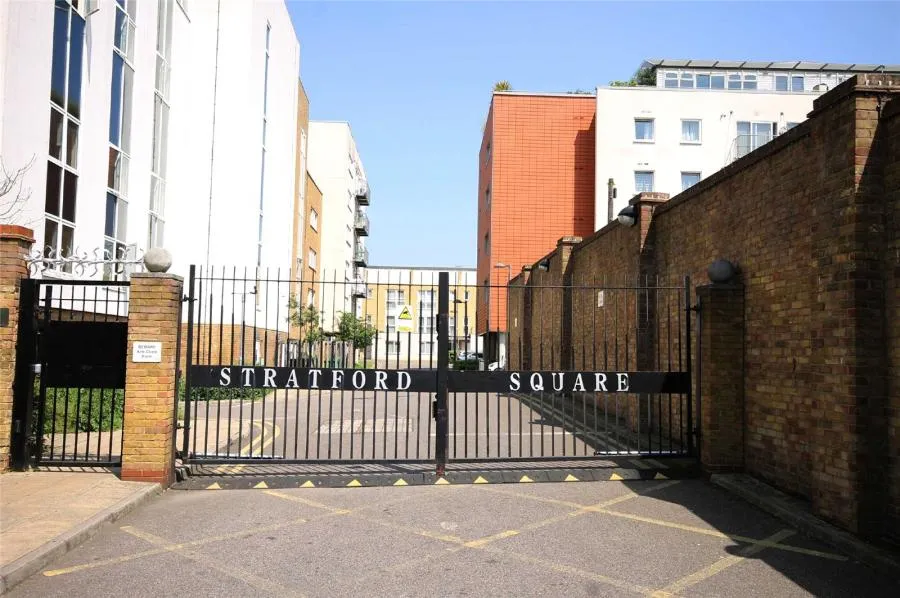 Flint Close, Stratford, E15, photo 2