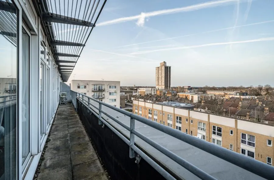 Flint Close, Stratford, E15, photo 9