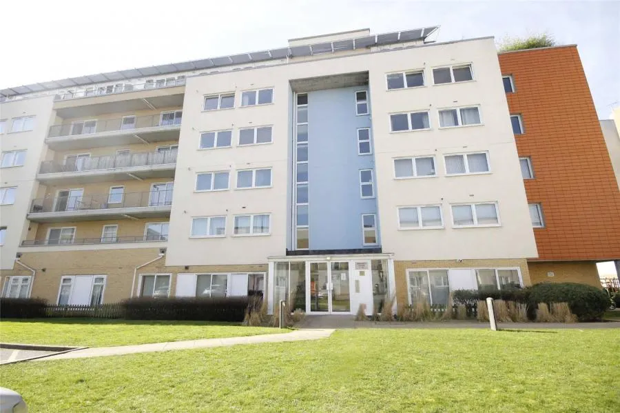 2 bed flat for sale, Flint Close, Stratford, E15