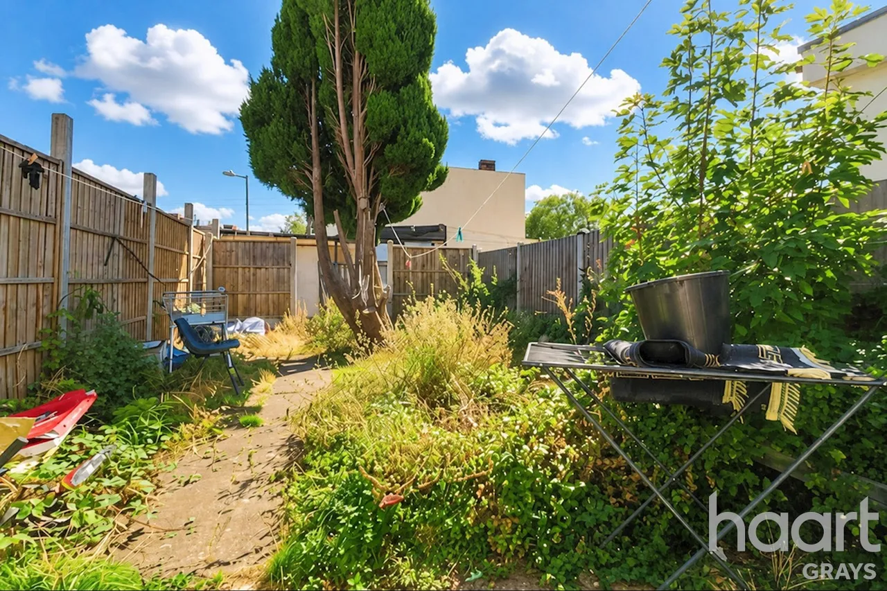 Clarence Road, Grays, RM17, photo 9