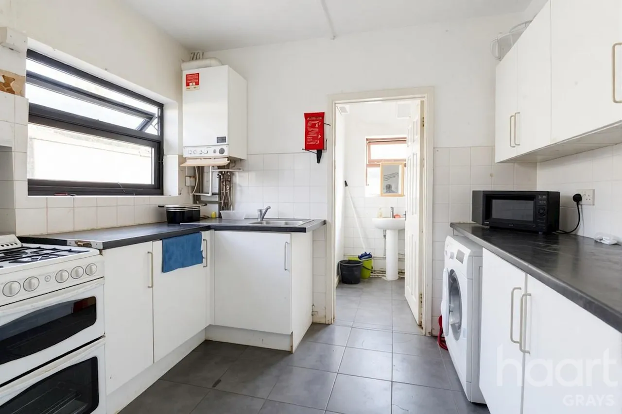 Clarence Road, Grays, RM17, photo 4