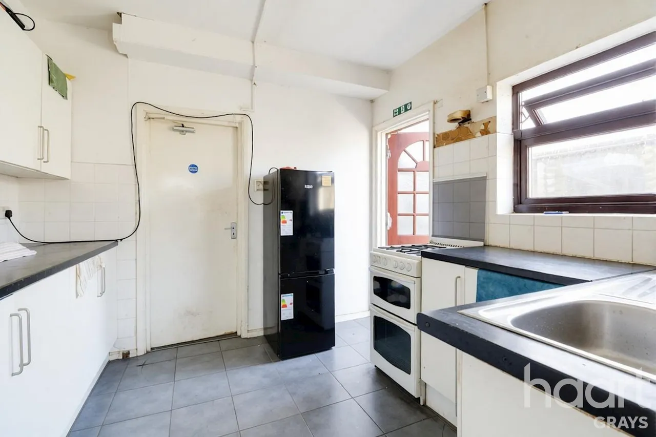 Clarence Road, Grays, RM17, photo 6