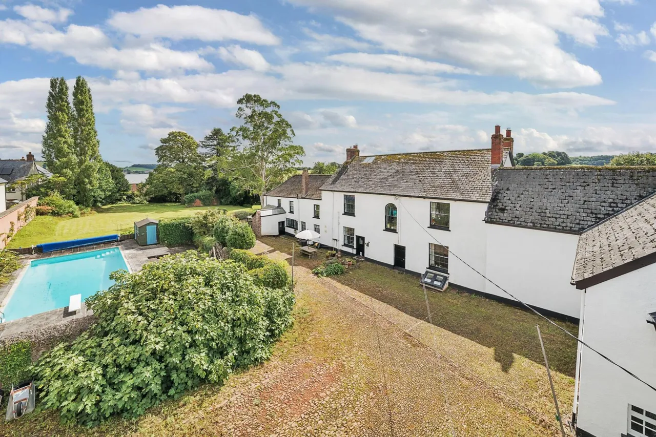 6 bed house for sale, Back Lane, Sandford, EX17
