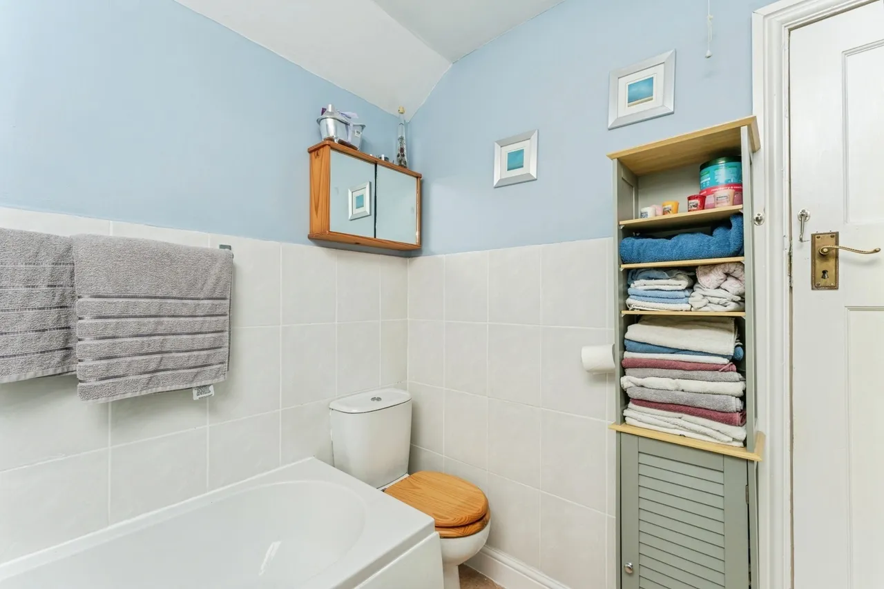 Knowles Avenue, Prestatyn, LL19, photo 18