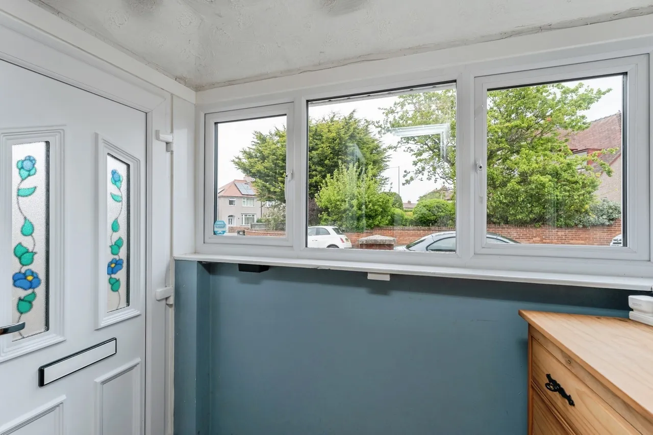 Knowles Avenue, Prestatyn, LL19, photo 29