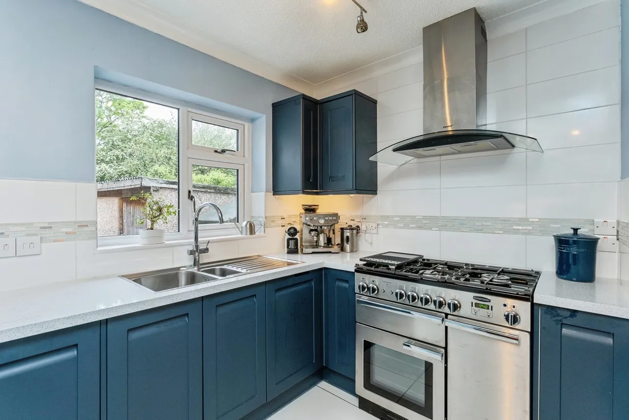 Knowles Avenue, Prestatyn, LL19, photo 9