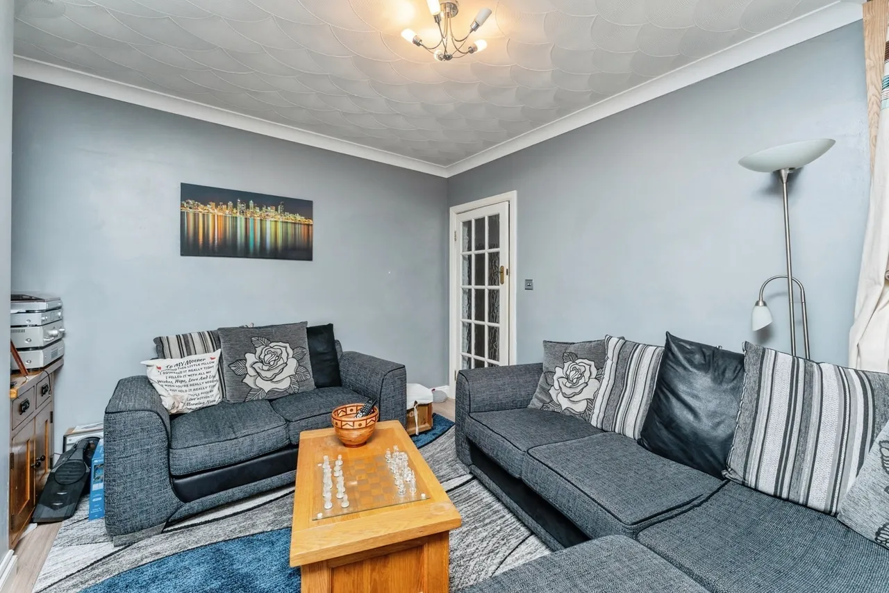 Knowles Avenue, Prestatyn, LL19, photo 4