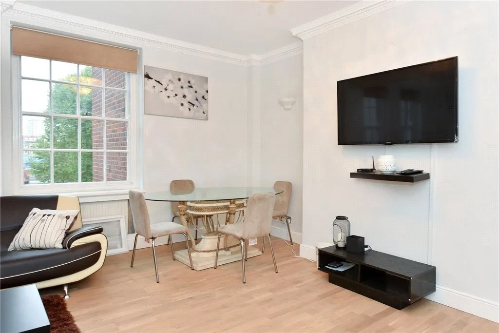 Portman Square, Marylebone, W1H, photo 7