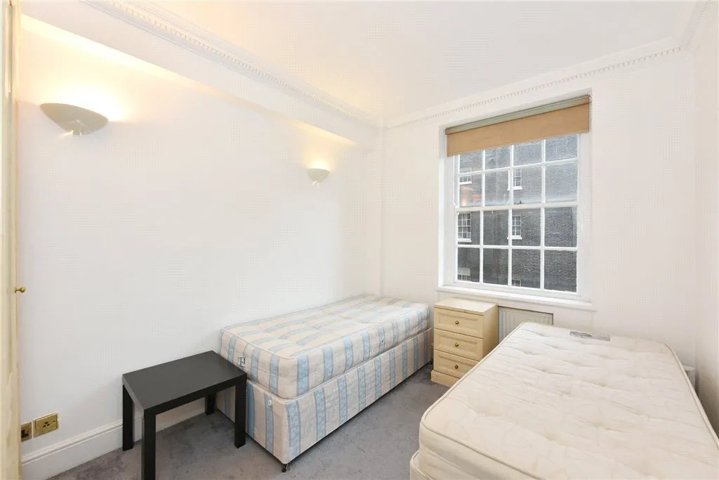 Portman Square, Marylebone, W1H, photo 6