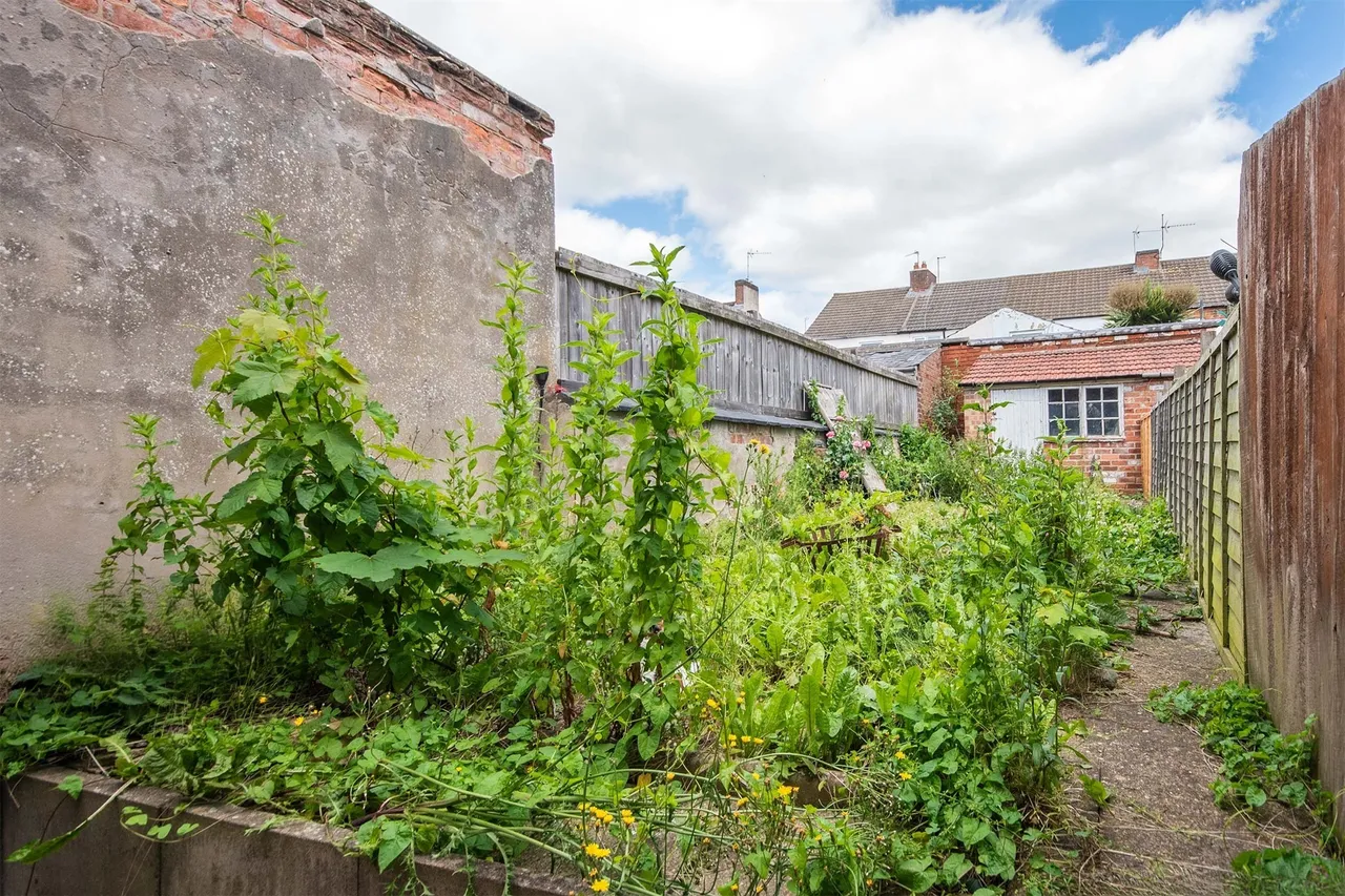 New Street, Kettering, NN14, photo 5
