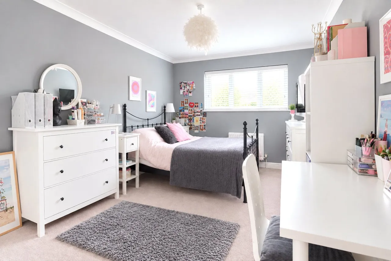 Beaufort Road, Church Crookham, GU52, photo 9