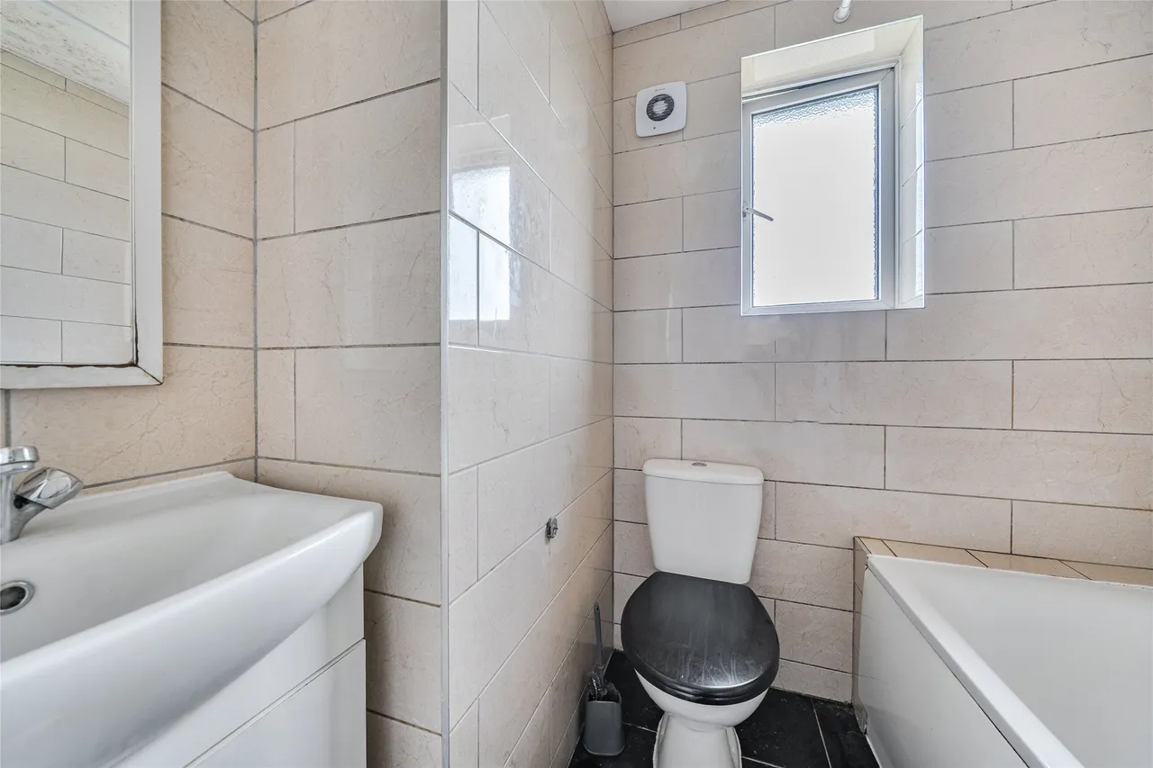 Eldertree Place, Mitcham, CR4 1AH, photo 7