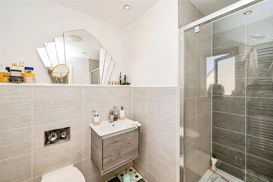 Boundary Drive, Wexham, SL2, photo 20