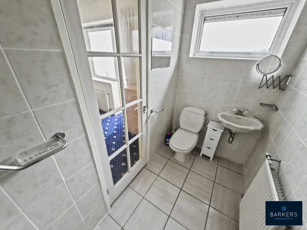 Princess Street, Batley WF17 5LF, photo 25