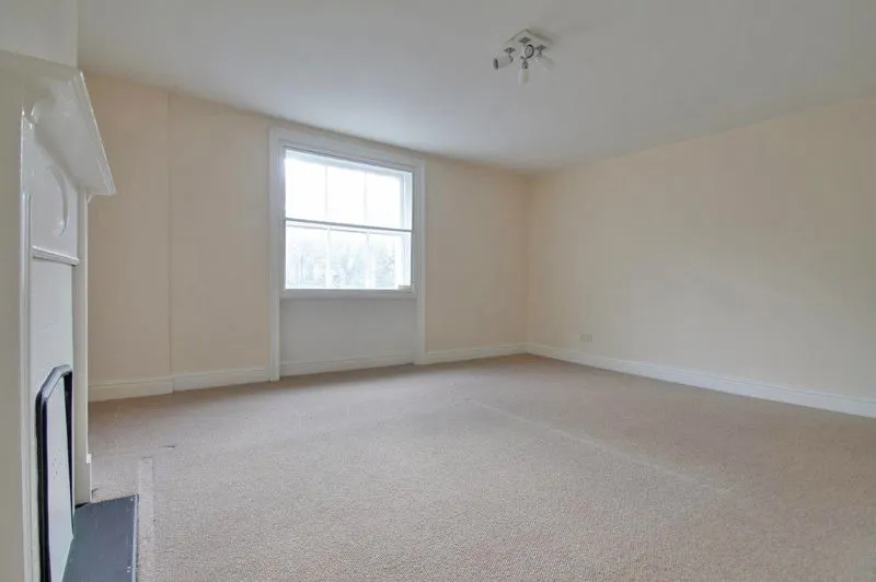 Holland Park Avenue, London W11 4UA, photo 4