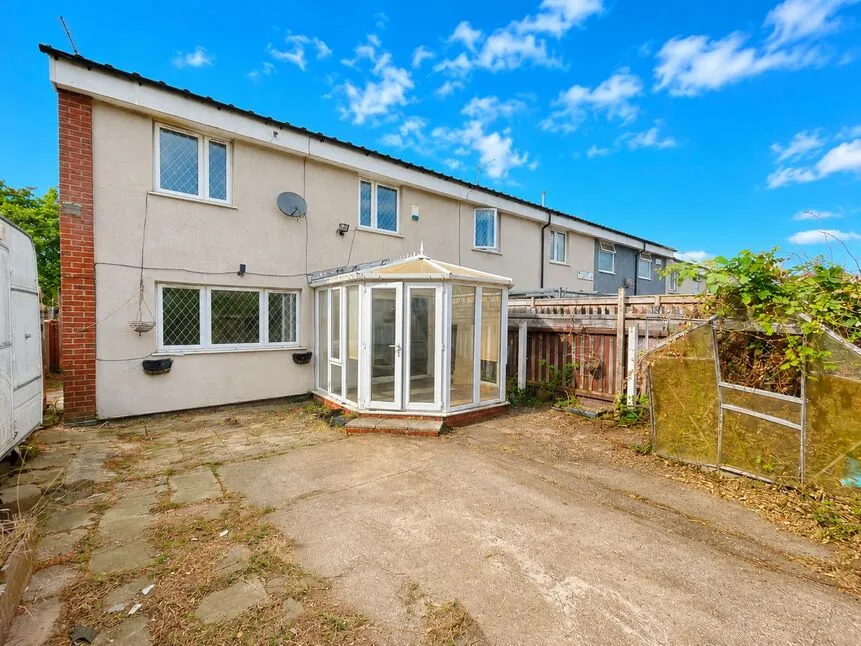 3 bed house for sale — Yatesbury Garth, Bransholme, East Yorkshire, HU7