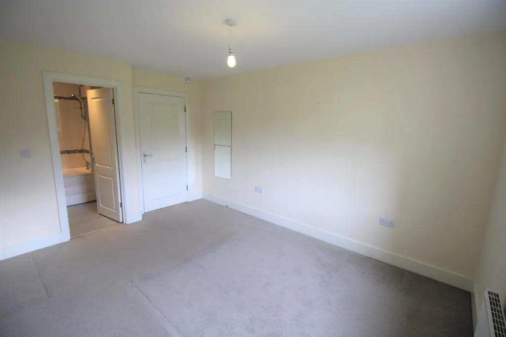 Percy Green Place, Stukeley Meadows, PE29, photo 3
