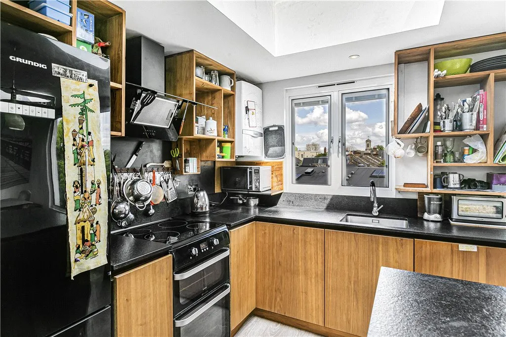 Netheravon Road, London, W4, photo 12