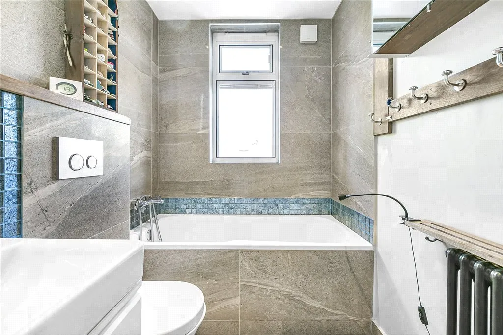 Netheravon Road, London, W4, photo 18