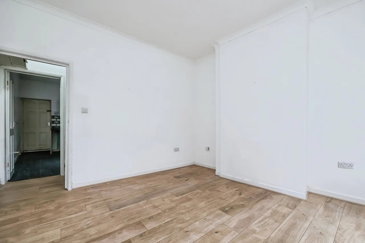 Caulton Street, Nottingham, Nottinghamshire, NG7, photo 4
