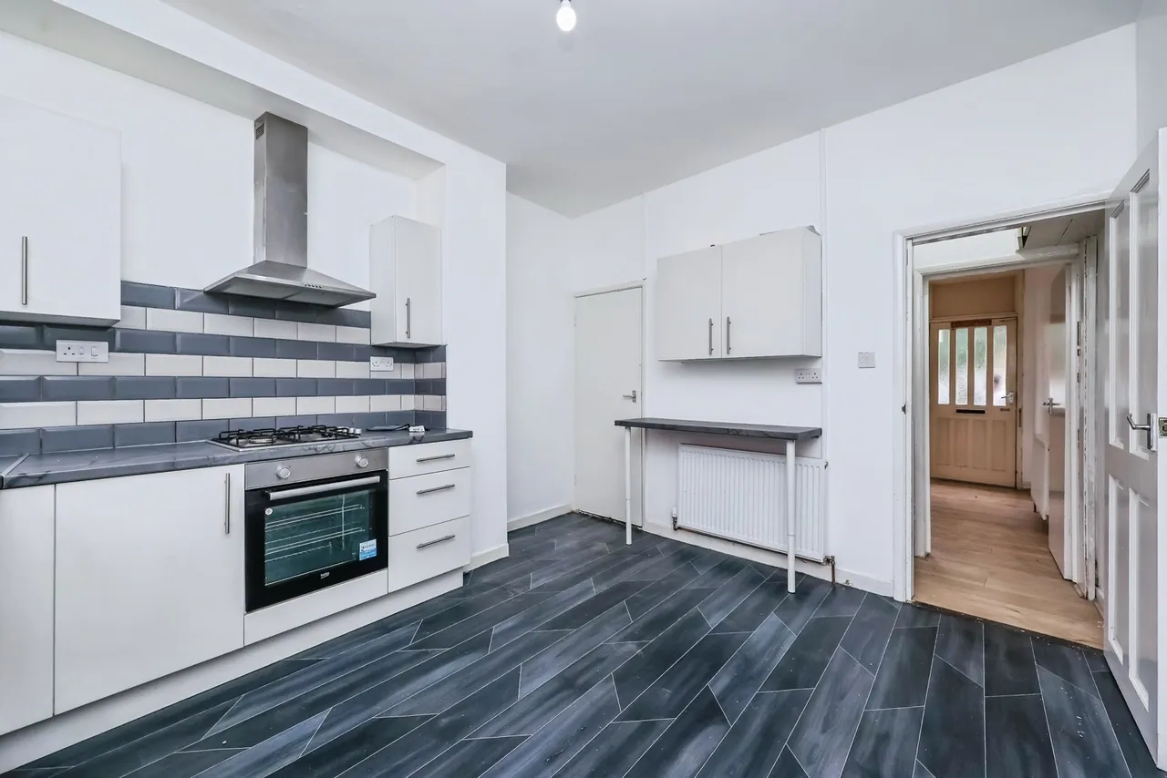 Caulton Street, Nottingham, Nottinghamshire, NG7, photo 5