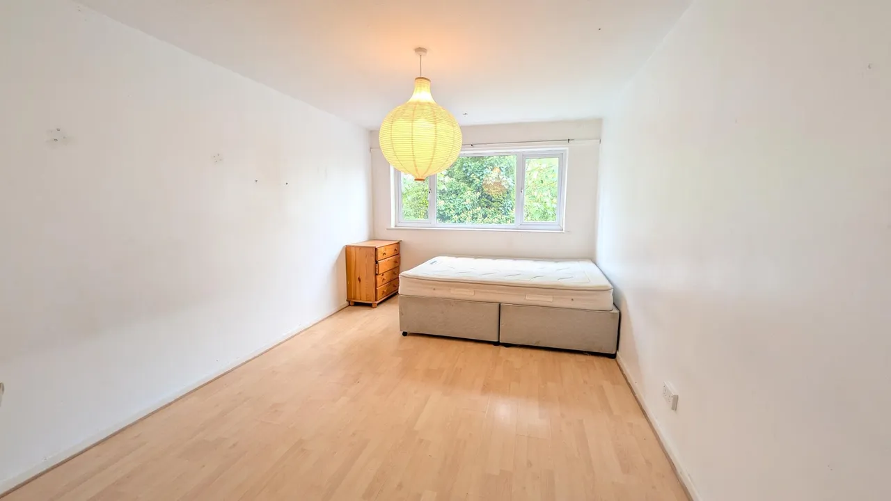 Banks Road, Toton, NG9, photo 3
