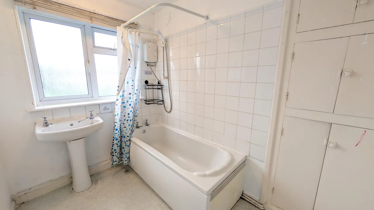 Banks Road, Toton, NG9, photo 7