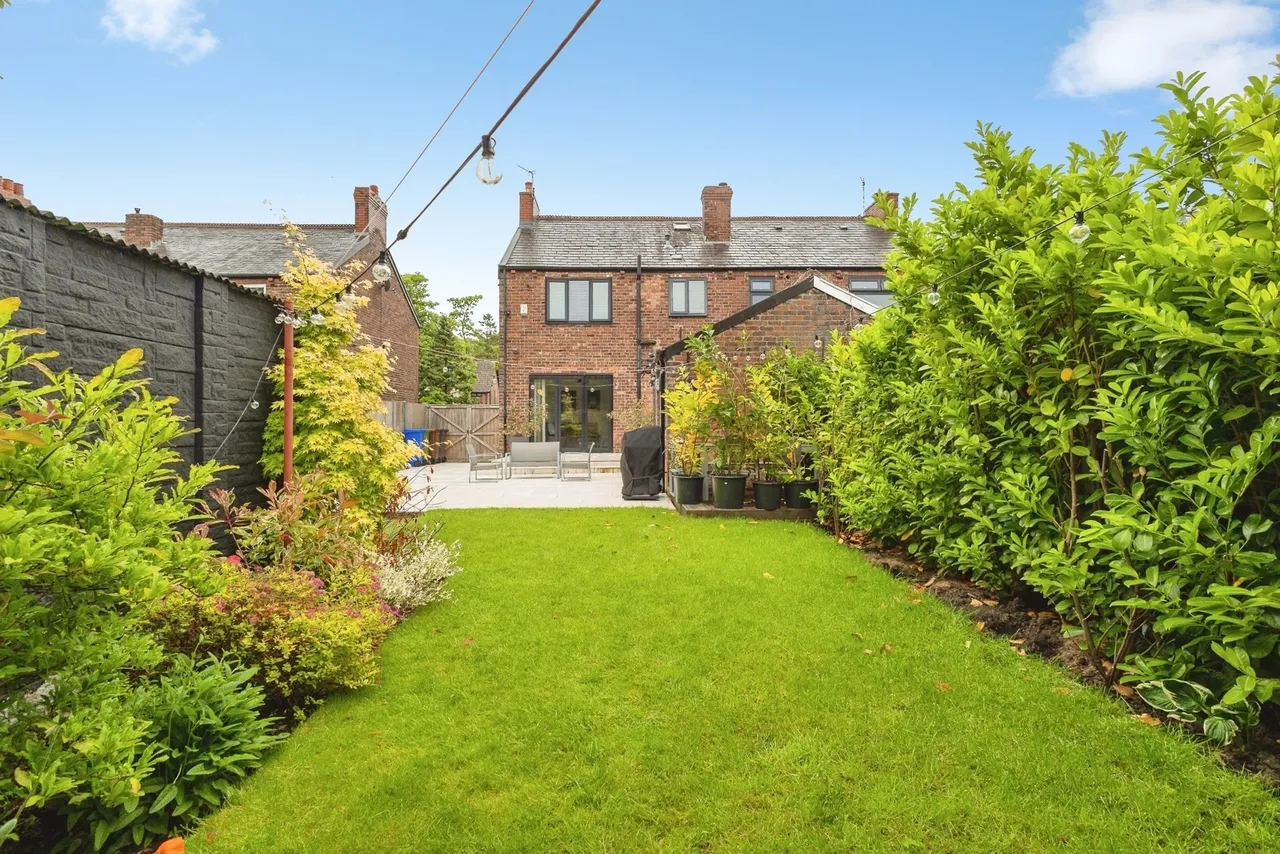 Arundel Street, Ashton-under-Lyne, Greater Manchester, OL6, photo 24
