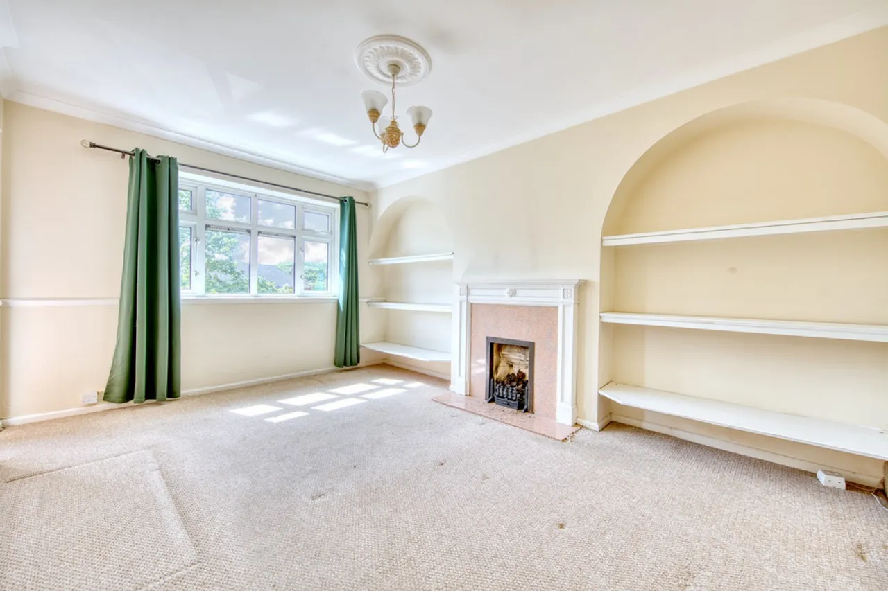 Althorne Gardens, South Woodford, photo 8