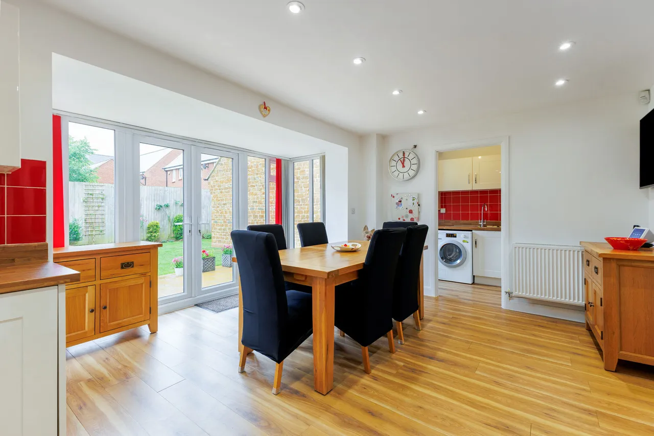 Centenary Road, Middleton Cheney, OX17, photo 4