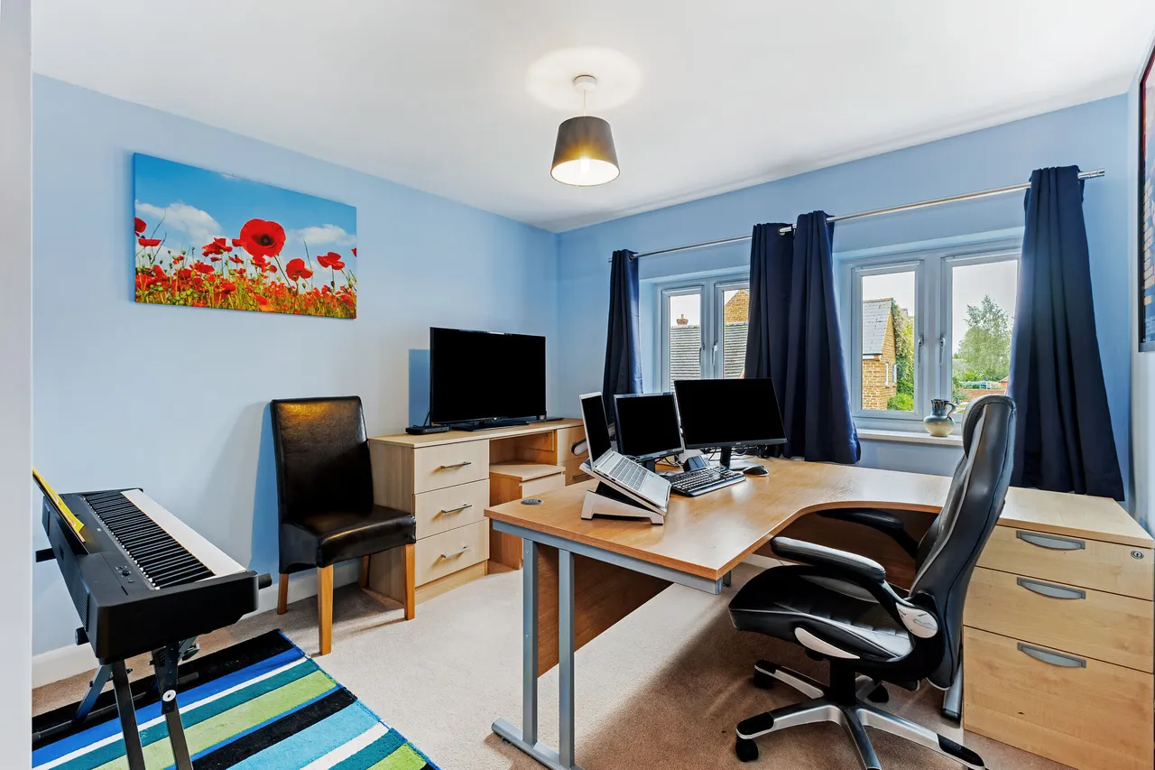 Centenary Road, Middleton Cheney, OX17, photo 11