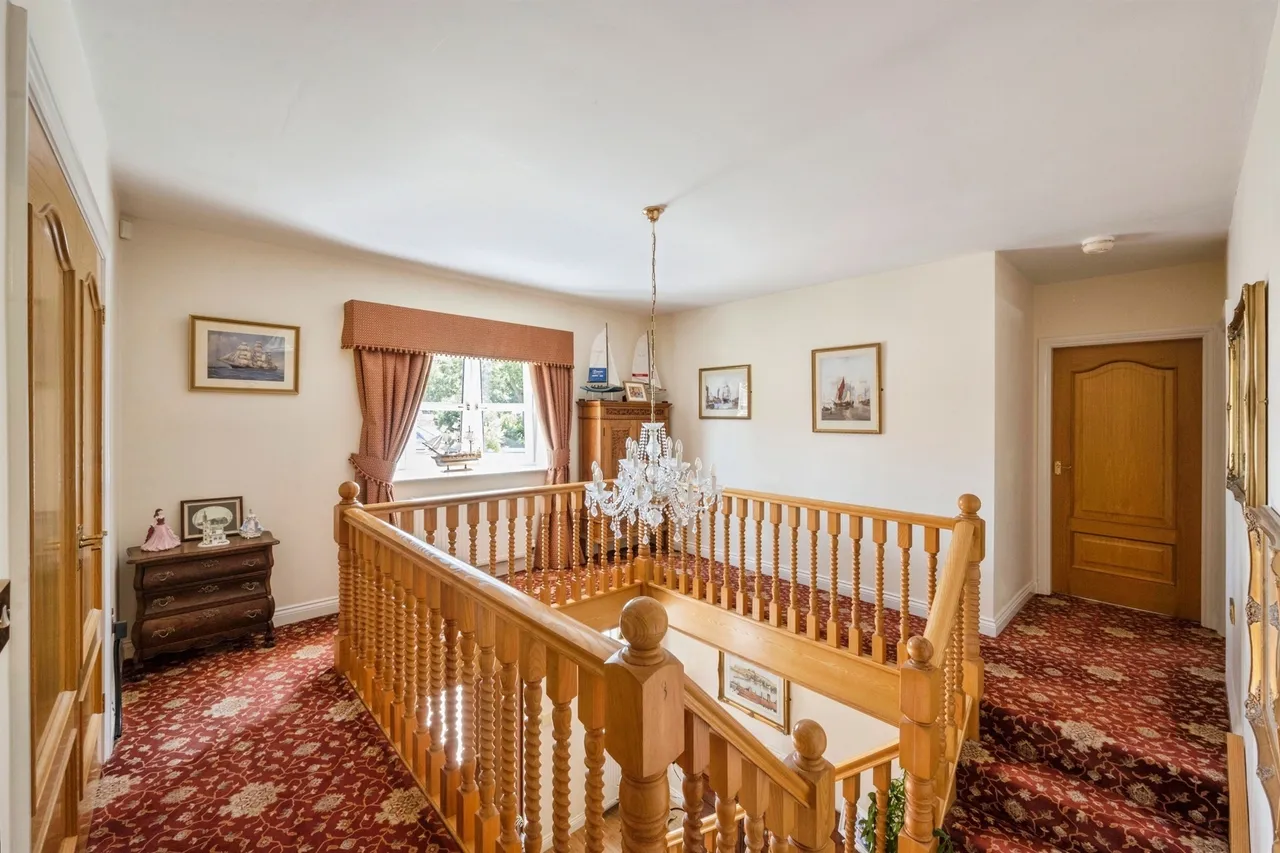 Racecourse Close, Swinton, S64, photo 17