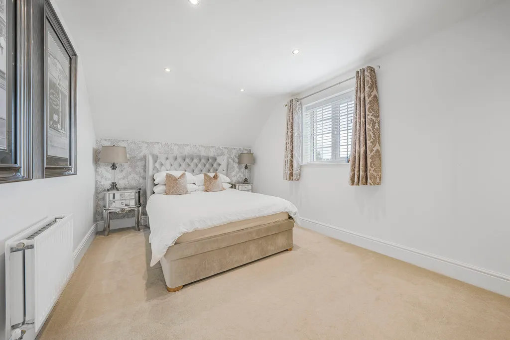 Grange Road, Chalfont St. Peter, Gerrards Cross, photo 23