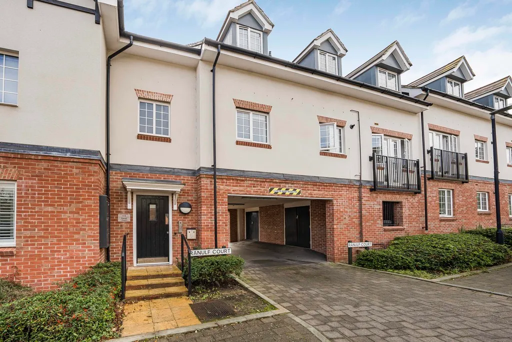 Grange Road, Chalfont St. Peter, Gerrards Cross, photo 14