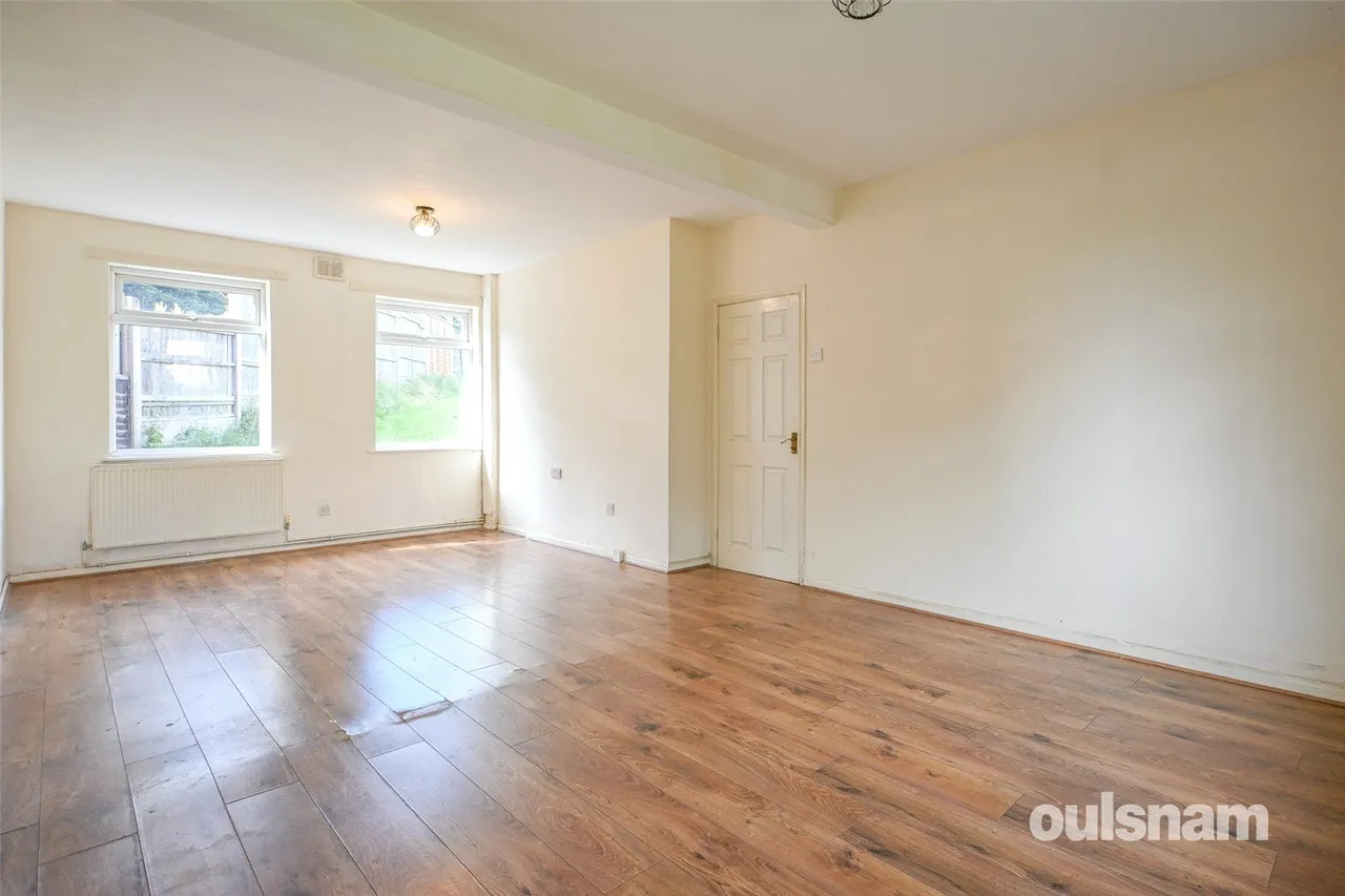Dudley Road West, Tividale, Oldbury, West Midlands, B69 2LU, photo 4