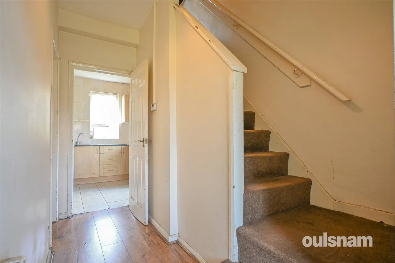 Dudley Road West, Tividale, Oldbury, West Midlands, B69 2LU, photo 2